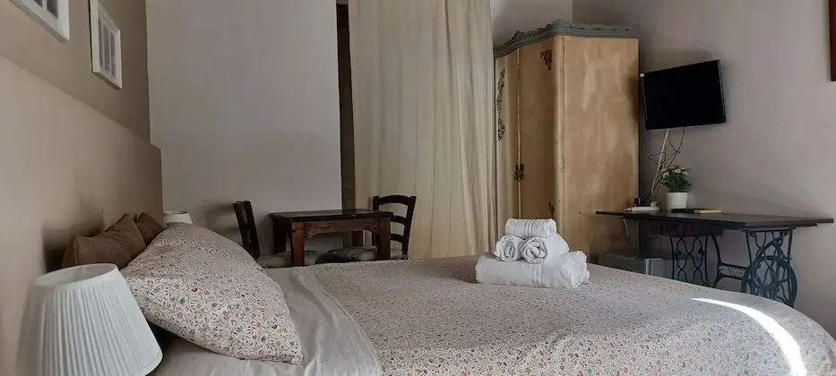 Comfort Tek Büyük Yataklı Oda