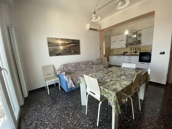 Apart Daire, 2 Yatak Odası, Balkon