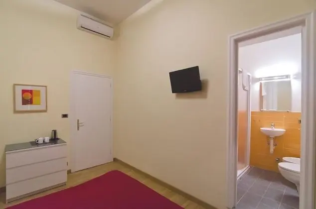 Tek Büyük Yataklı Oda