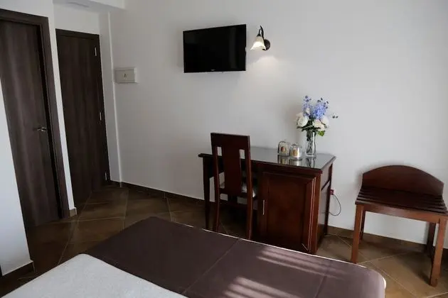 Tek Büyük Yataklı Oda, Balkon