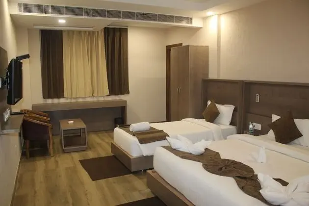 Deluxe Üç Kişilik Oda