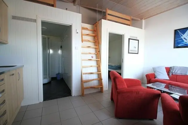 Captains Cabin