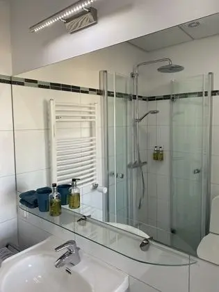 Tek Büyük veya İki Ayrı Yataklı Oda, Özel Banyo