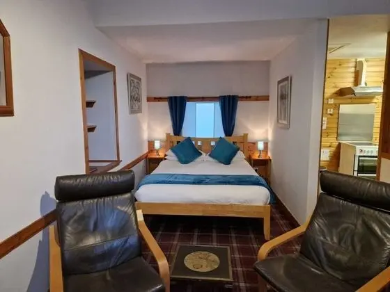 Stüdyo, Zemin Kat (Harness)