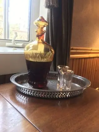 Premium Tek Büyük Yataklı Oda