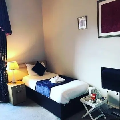 Süit, Banyolu/Duşlu