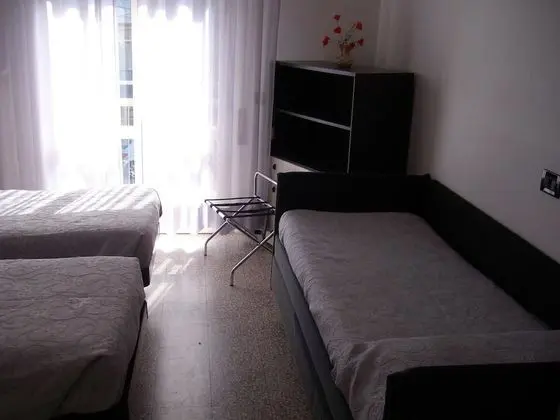 Standard Üç Kişilik Oda