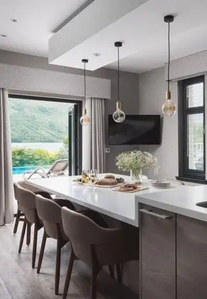 Luxury Villa, 5 Yatak Odası, Göl Manzaralı