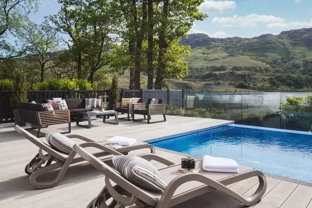 Luxury Villa, 5 Yatak Odası, Göl Manzaralı