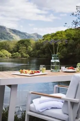 Luxury Villa, 5 Yatak Odası, Göl Manzaralı