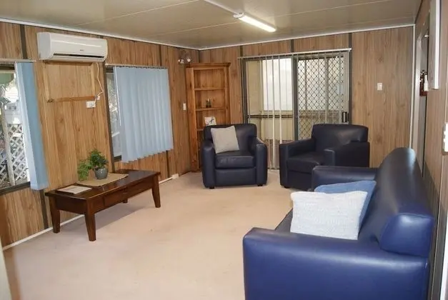 Kır Evi, Birden Çok Yatak, Sigara İçilmez