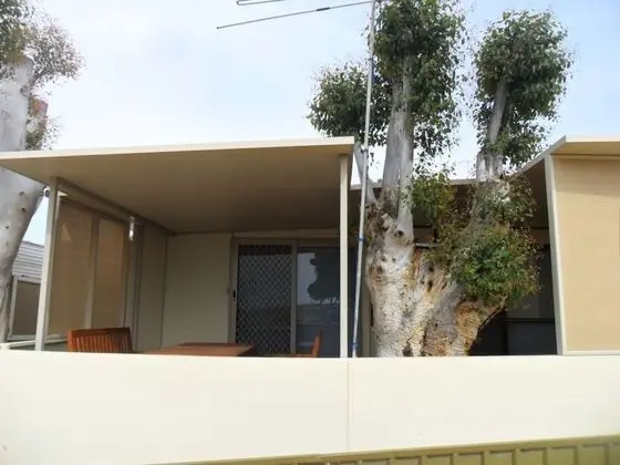 Kır Evi, Birden Çok Yatak, Sigara İçilmez