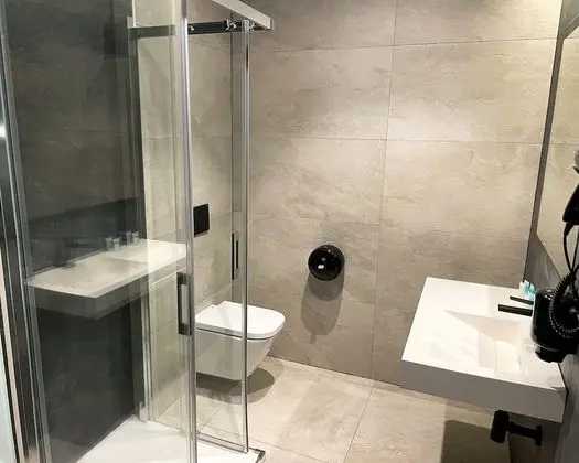 Basic İki Ayrı Yataklı Oda