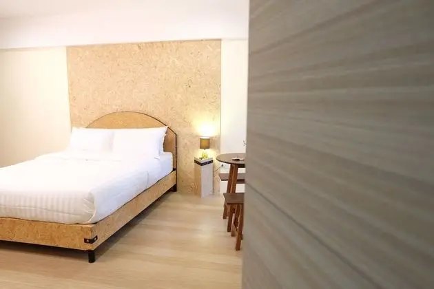 Deluxe Double Bedroom