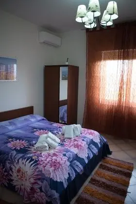 Comfort Tek Büyük Yataklı Oda, 1 Çift Kişilik Yatak, Banyolu/Duşlu, Dağ Manzaralı