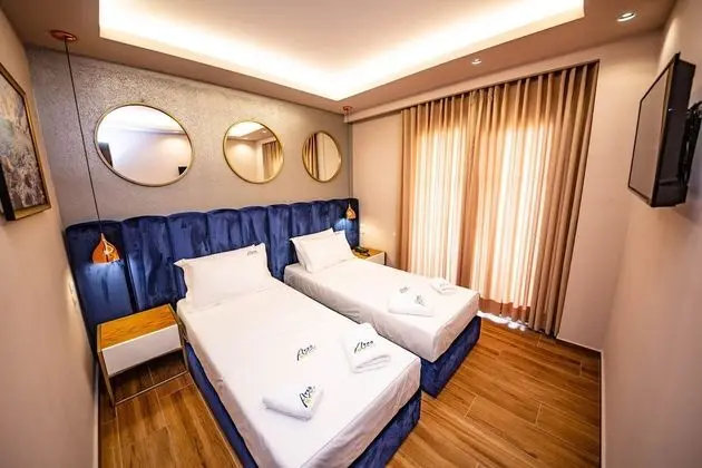 Deluxe Tek Büyük veya İki Ayrı Yataklı Oda, Balkon