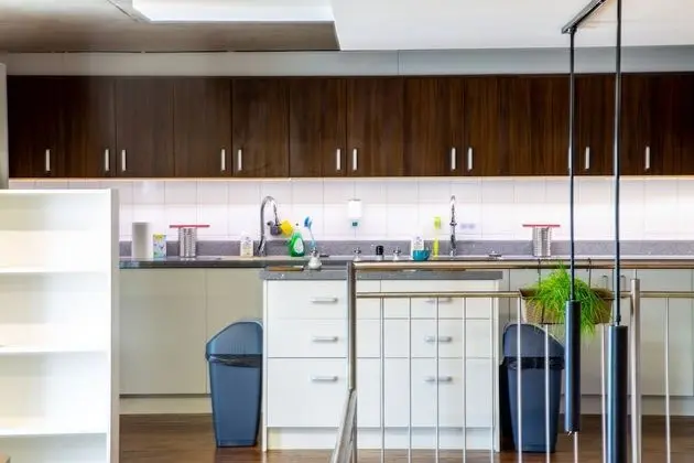 Comfort Kulübe, Sadece kadınlar için, Sigara İçilmez, Mutfak