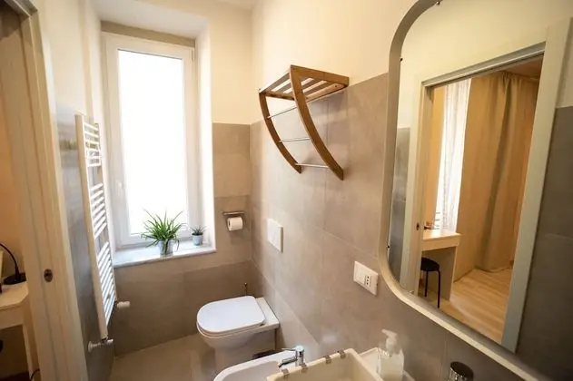 Deluxe Tek Büyük veya İki Ayrı Yataklı Oda (2)