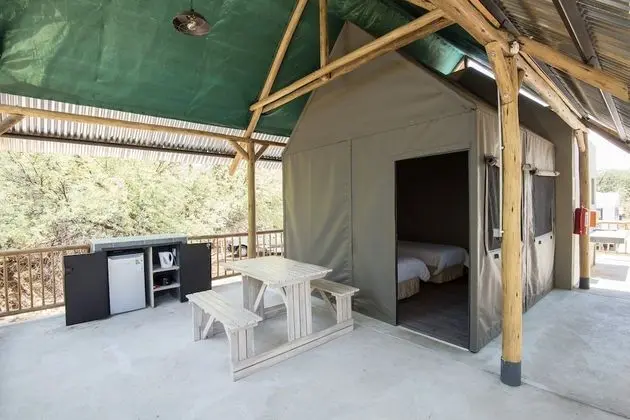 Luxury Çadır, 2 Tek Kişilik Yatak (Next to main road)