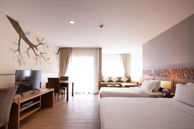 Luxury Oda