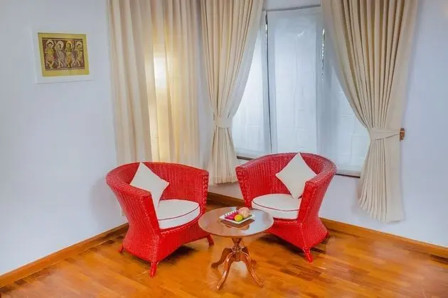 Deluxe Tek Büyük veya İki Ayrı Yataklı Oda