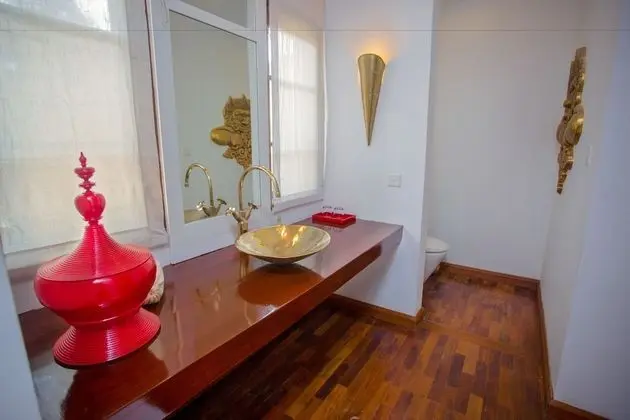 Deluxe Tek Büyük veya İki Ayrı Yataklı Oda