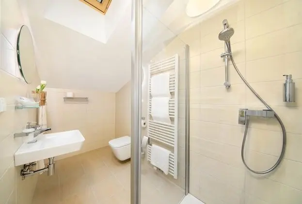 Classic Tek Büyük Yataklı Oda, Banyolu/Duşlu, Şehir Manzaralı