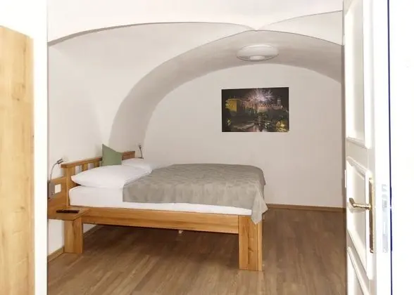 Comfort Tek Büyük Yataklı Oda, 1 Büyük (Queen) Boy Yatak ve Çekyat, Banyolu/Duşlu, Şehir Manzaralı