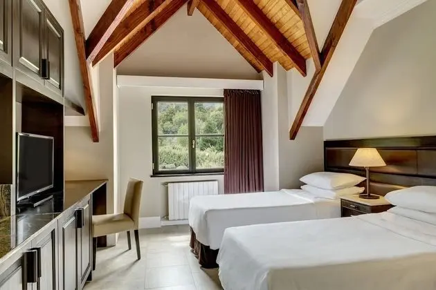 Grand Oda, 2 Tek Kişilik Yatak, Manzaralı
