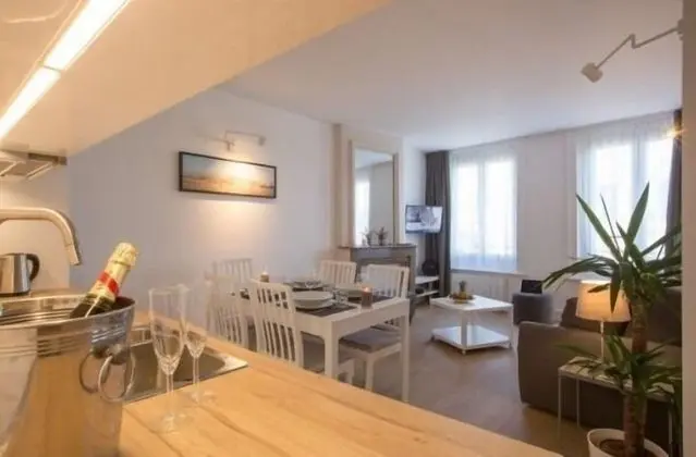 Standard Apart Daire, Banyolu/Duşlu, Şehir Manzaralı