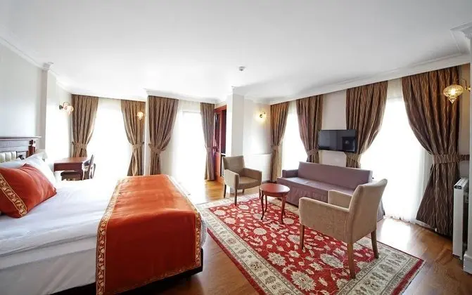 Superior Dört Kişilik Oda