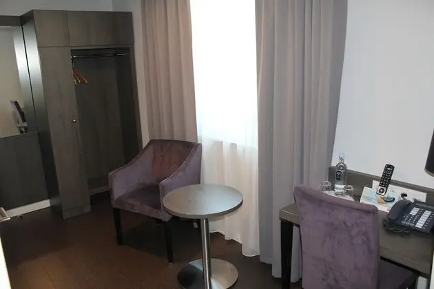 Superior Tek Büyük Yataklı Oda