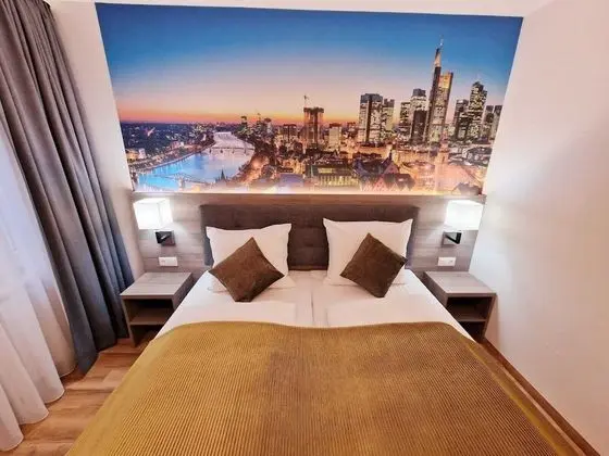 Comfort Tek Büyük veya İki Ayrı Yataklı Oda