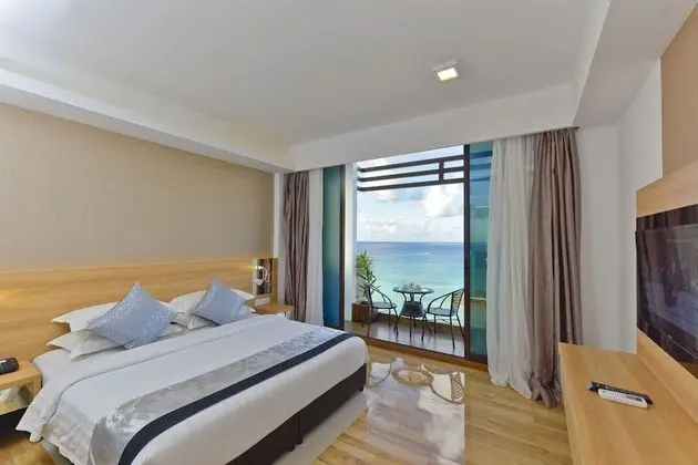 Deluxe Tek Büyük Yataklı Oda, Balkon, Deniz Manzaralı (Island View)
