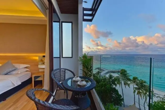 Deluxe Tek Büyük Yataklı Oda, Balkon, Deniz Manzaralı (Island View)