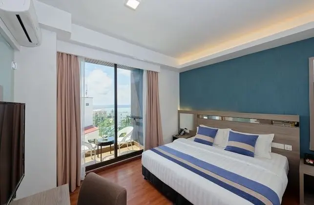 Deluxe Tek Büyük Yataklı Oda, Balkon (Island View)