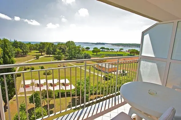 Tek Büyük Yataklı Oda, Balkon, Denize Bakan