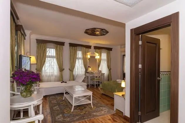 Imperial Suite