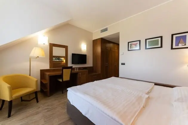 Comfort Tek Büyük veya İki Ayrı Yataklı Oda