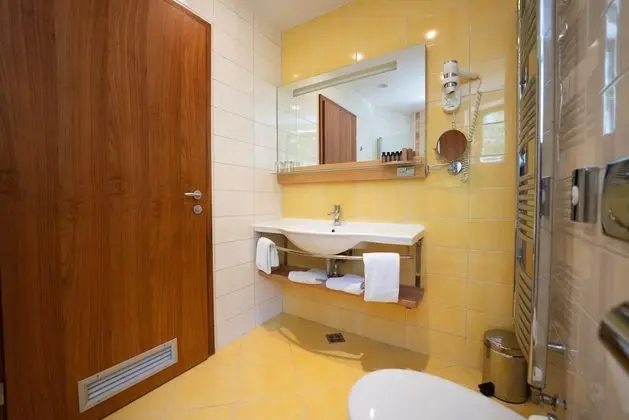 Comfort Tek Büyük veya İki Ayrı Yataklı Oda