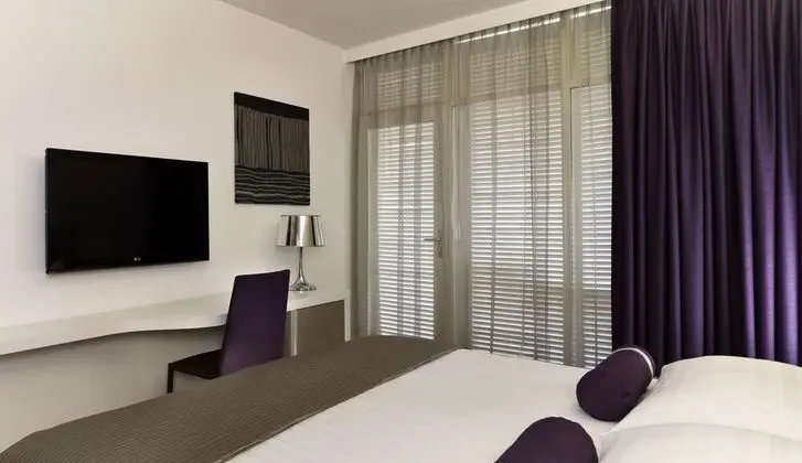 Superior Tek Büyük veya İki Ayrı Yataklı Oda