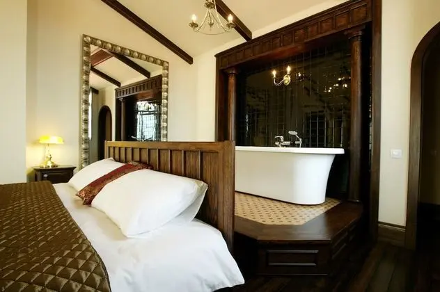 Suite (Saigon) with Aqua Area