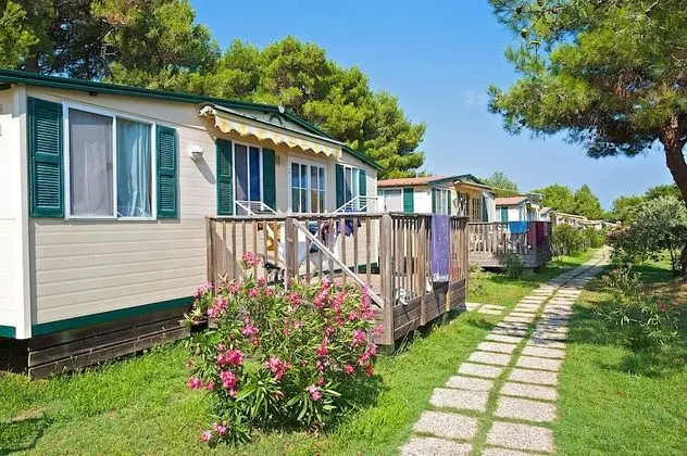 Karavan, 2 Yatak Odası, Teras, Denize Bakan