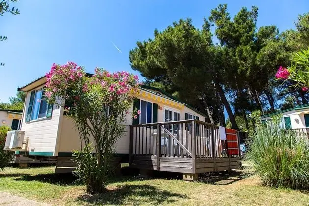 Karavan, 2 Yatak Odası, Teras, Denize Bakan