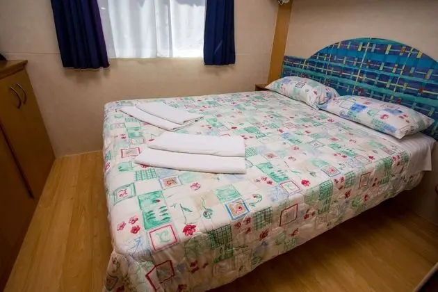 Karavan, 2 Yatak Odası, Teras, Denize Bakan