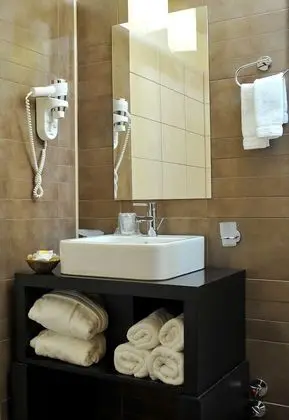 Superior Tek Büyük veya İki Ayrı Yataklı Oda
