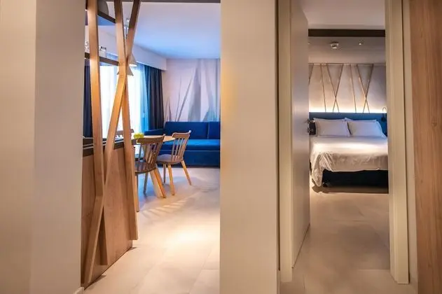 One bedroom apartment, balcony, sea view