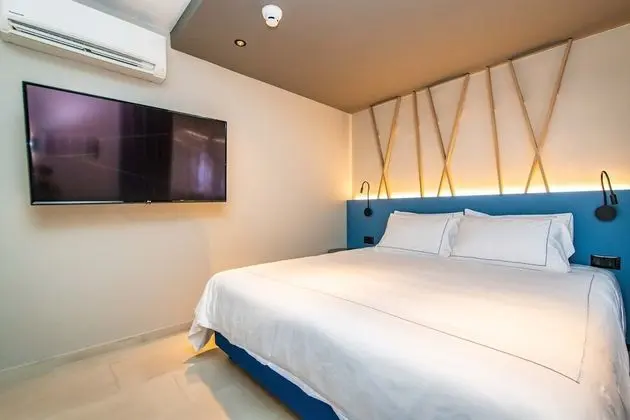 One bedroom apartment, balcony, sea view