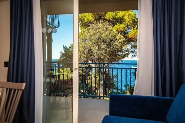 One bedroom apartment, balcony, sea view