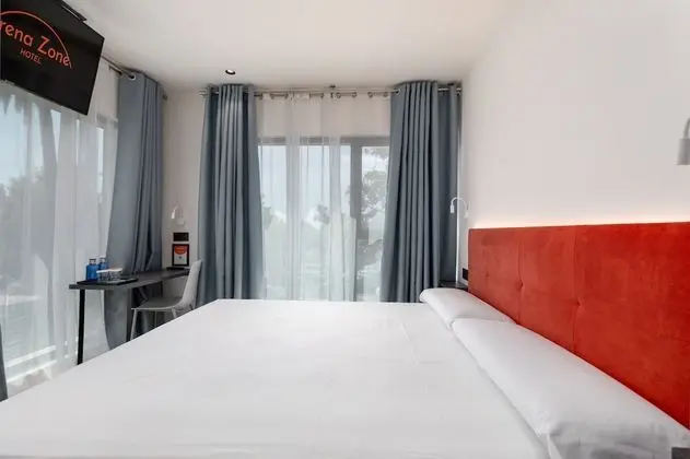 Tek Büyük Yataklı Oda, Teras